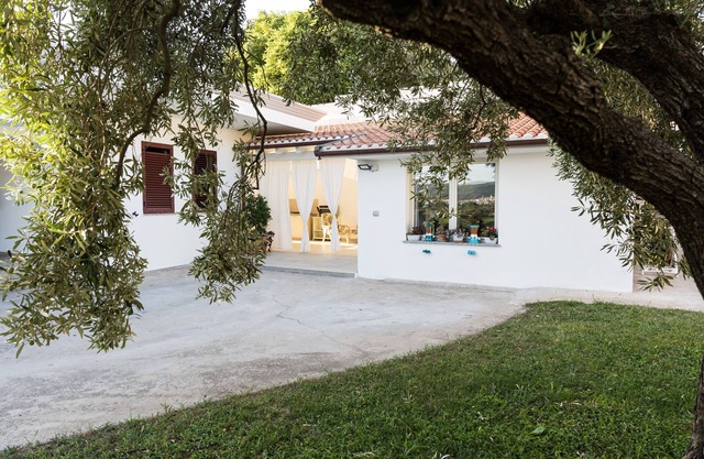 Holiday Home 'Domo Bonaeras' with Mountain View, Wi-Fi and Air Conditioning