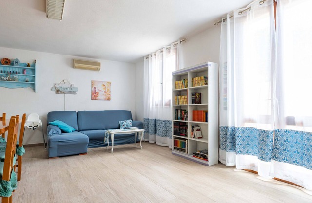 Holiday Home 'Elena’s Maison' with Mountain View, Private Garden and Air Conditioning