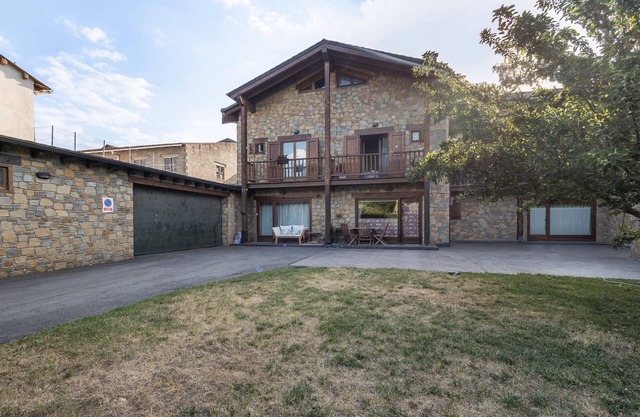Holiday Home 'Vall Bellver' with Mountain View, Private Terrace and Wi-Fi