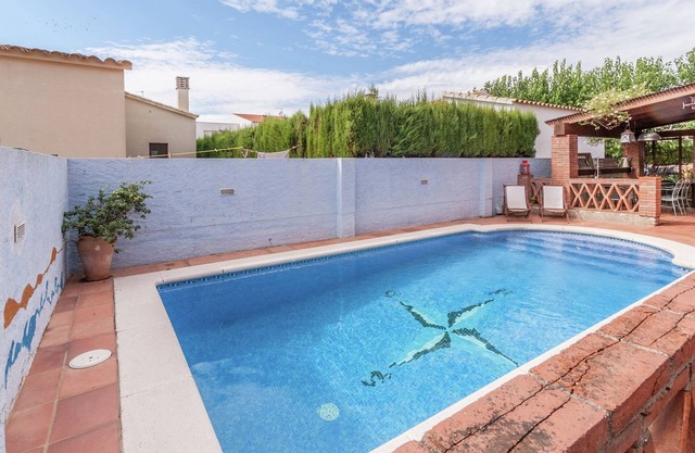 Holiday Home in St Pere Pescador near Beach