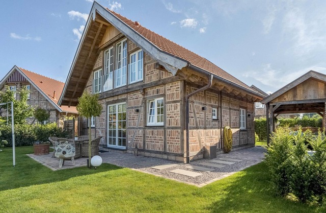 Holiday Home 'Exklusives Ferienhaus' with Private Terrace, Wi-Fi and Air Conditioning