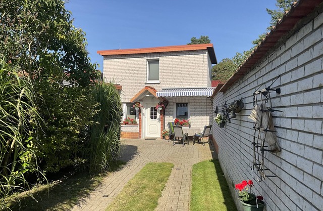 Holiday Home 'Ferienhaus Pahnke' with Private Terrace and Wi-Fi
