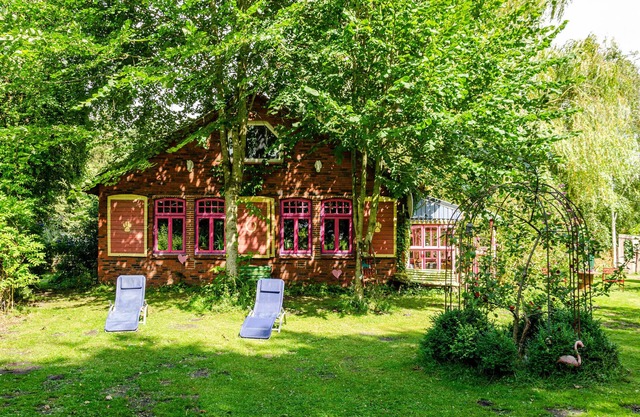 Holiday Home 'Fairy Cottage' with Shared Terrace and Shared Garden