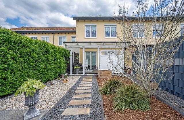 Holiday Home 'Ferienhaus Am Lausitzer Seenland' with Shared Terrace and Wi-Fi