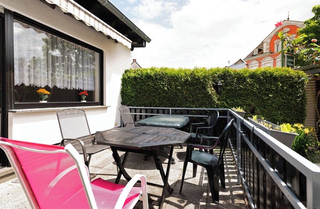 Holiday Home 'Ferienhaus Eiffelperle' with Private Terrace, Private Garden, Sauna and Wi-Fi