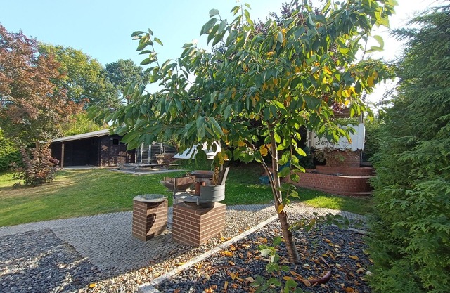 Holiday Home 'Ferienhaus Urlaubstraum' with Private Terrace, Private Garden and Wi-Fi