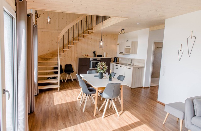 Holiday Home 'Ferienhaus Tannengrün' with Private Terrace, Wi-Fi and Air Conditioning