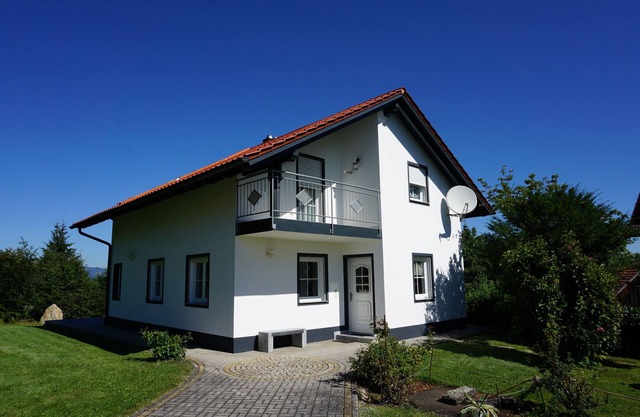 Holiday Home 'Ferienhaus Englburg' with Private Terrace, Private Garden and Wi-Fi