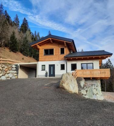 Holiday Home Ferienwohnung Alpenauszeit by Interhome