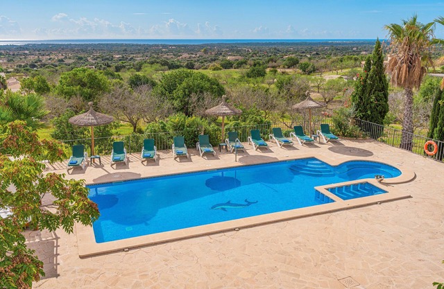Holiday Home Finca Can Roca with Sea View, Pool & Wi-Fi