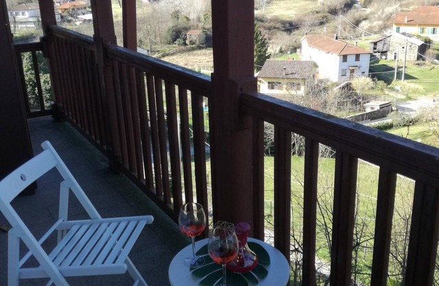 Holiday Home 'Fiordiluna Near 5 Terre' with Mountain View, Garden & Wi-Fi