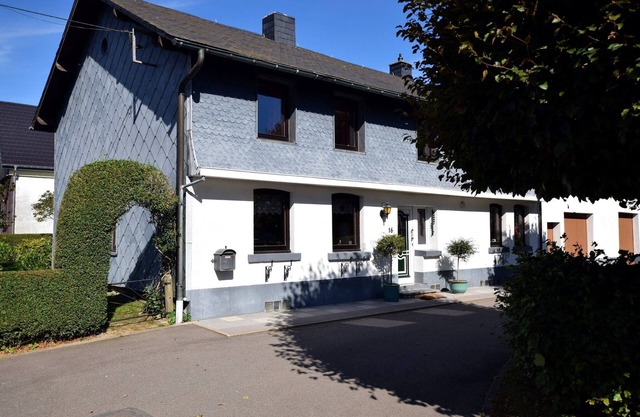 Holiday home for 8 people in Butgenbach