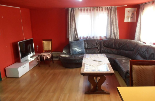 Holiday home for 9 guests with 150m² in Colmberg (165082)