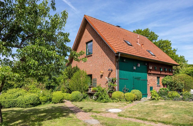 Holiday Home 'Forsthof Schulte' with Private Terrace, Private Garden and Wi-Fi