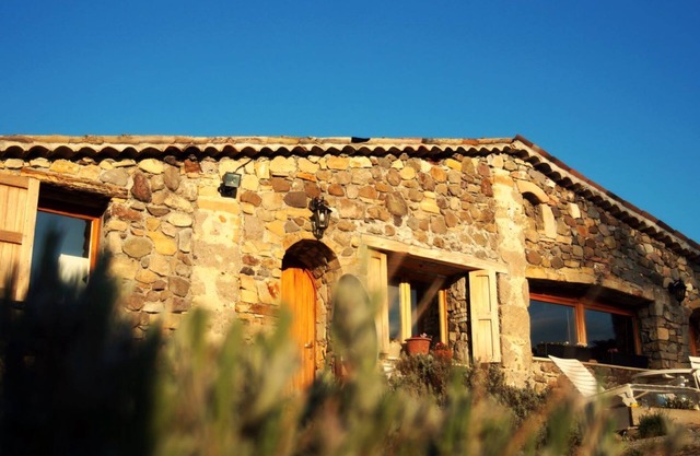 Holiday Home 'Gîte Studio Saint Ribert' with Mountain View, Wi-Fi and Air Conditioning