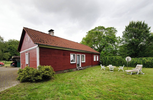Holiday Home 'Haus Vierjahreszeiten' with Private Garden
