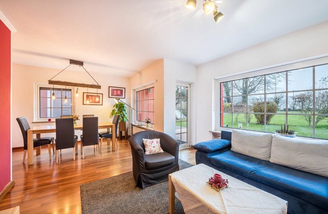 Holiday Home "Haus Rose Muc City" with Balcony & Wi-Fi