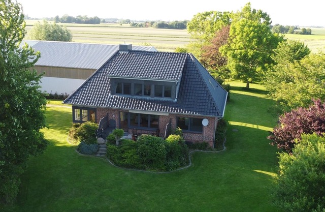 Holiday home "Hof Balkähm" with 200 square meters for up to 9 guests - sauna - country house garden