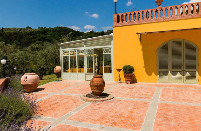 Holiday Home in Montecatini near Lake & Sauna