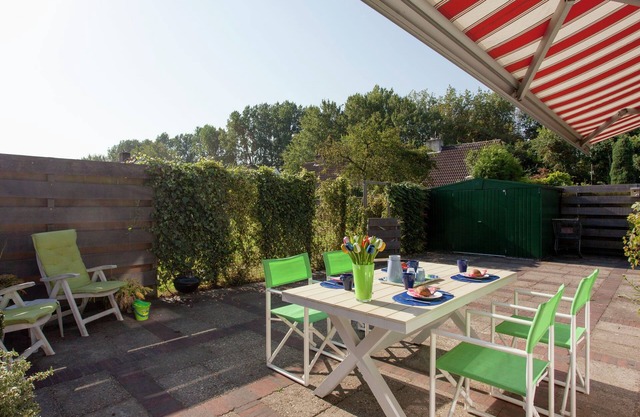 Holiday Home in Noordwijkerhout near Beach