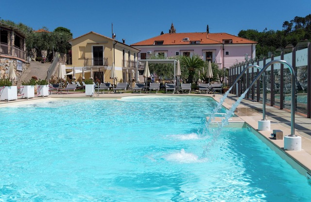 Holiday Home 'Il Casale Relax - 6km Da Finale' with Mountain View, Wi-Fi and Air Conditioning