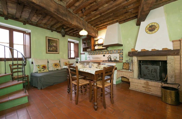 Holiday Home 'Il Mirtillo' with Wi-Fi & A/C
