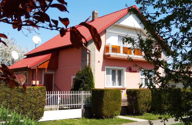 Holiday Balatonkeresztur 