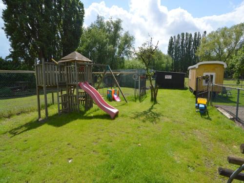 Holiday Home in Bergen op Zoom with Garden, cleaning included