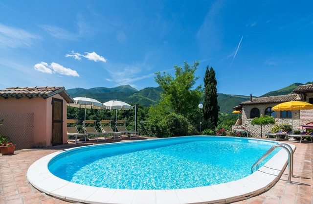 Holiday Home in Cagli with Pool Views