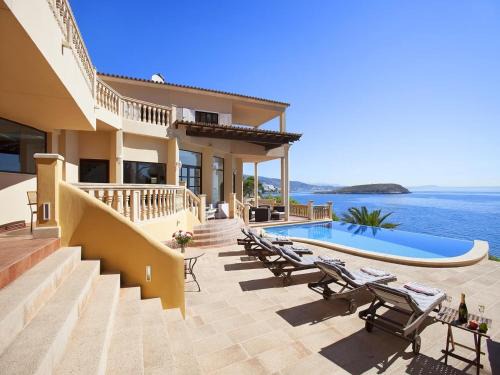 Holiday Home in Cala Vinyes near Beaches
