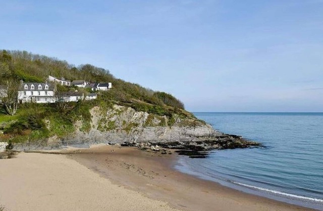 Holiday Home in Ceredigion Near Sea Beach