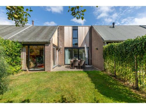 Holiday Home in De Punt with Pool & Garden, cleaning included