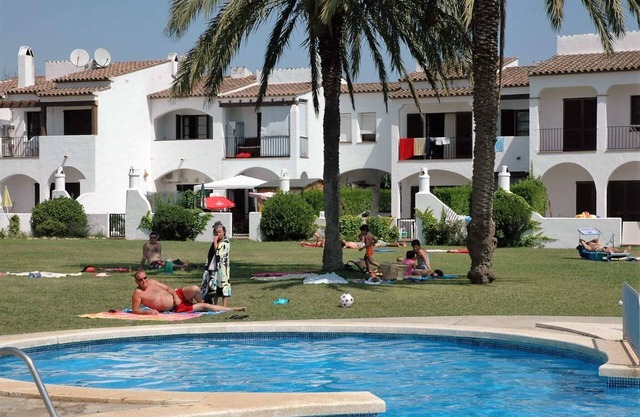 Holiday Home in Estartit near Beach & Pool