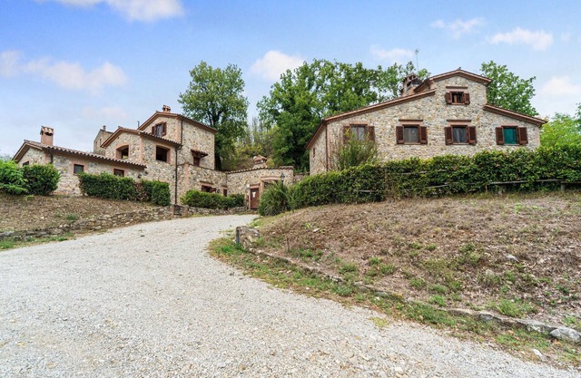 Holiday Home in Ficulle near Monte Peglia