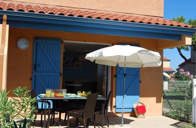 Holiday Home in France with Garden Terrace