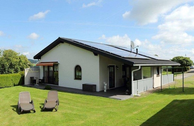 Holiday Home in Gönnersdorf near Badesee