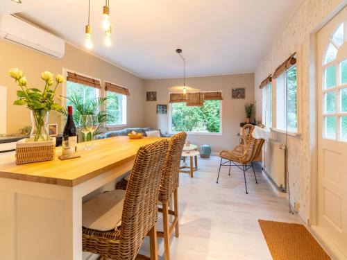 Holiday Home in Gelderland near Woodlands, cleaning included