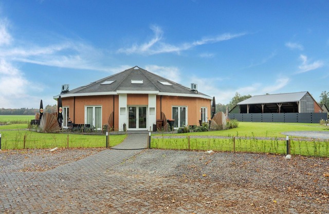 Holiday Home in Goirle near Forest and Golf