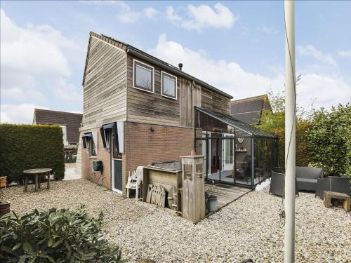 Holiday Home in Grou by Pikmeer Lake, cleaning included