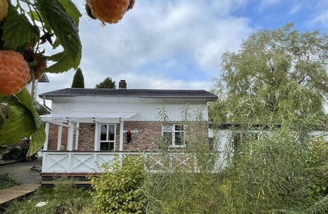 Holiday home in Hemmoor with swimming pool