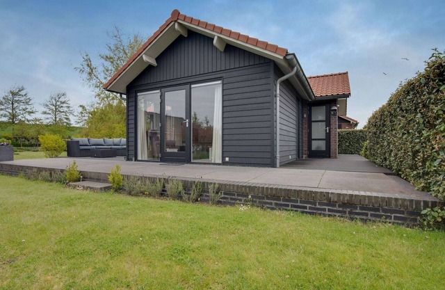 Holiday Home in Kattendijke near National Park