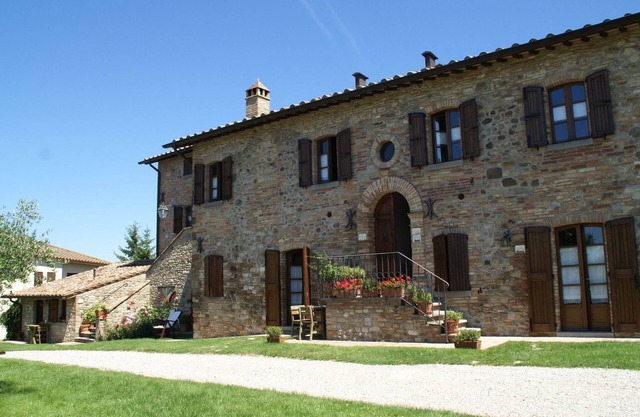 Holiday Home in Montone with Pool & Garden