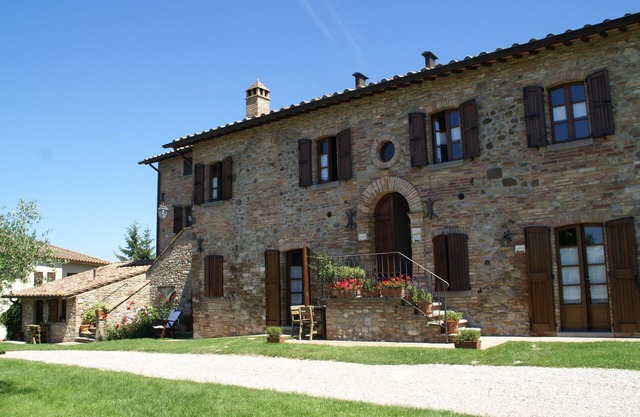 Holiday Home in Montone with Pool