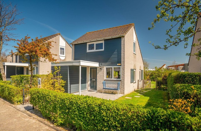 Holiday Home in Brouwershaven by Grevelingenmeer