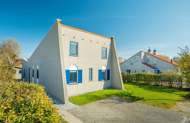 Holiday Home in Brouwershaven by Grevelingenmeer