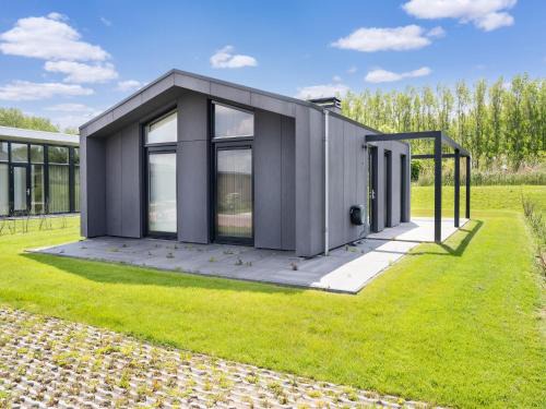 Holiday Home in Oud Ade near Kaag Lakes