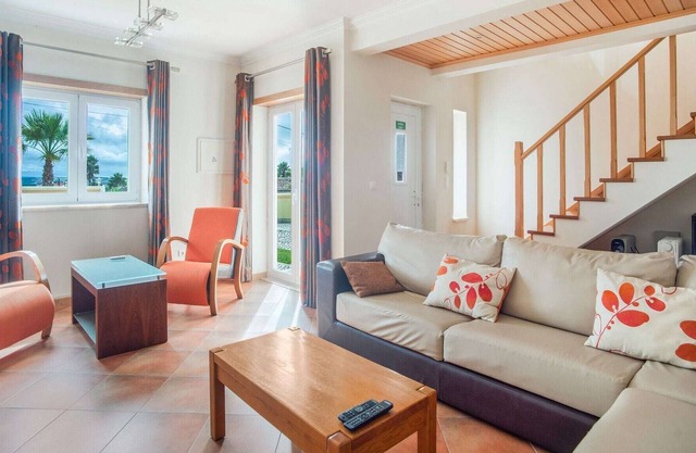 Holiday home in Santa Bárbara with garden and terrace