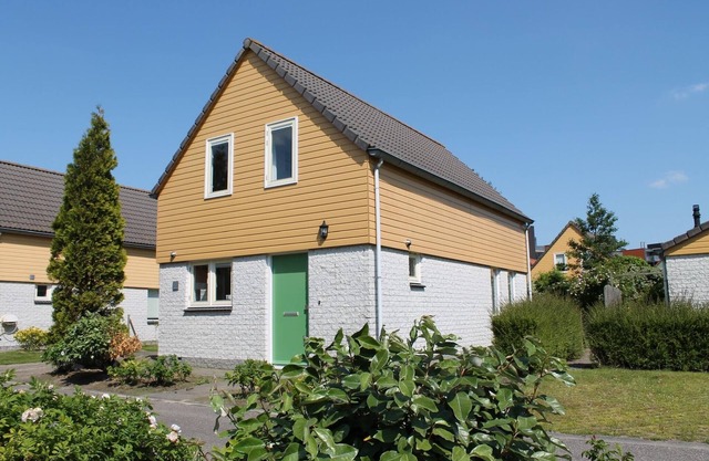 Holiday Home in Quiet Park for Families