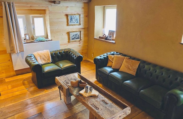 Holiday home in Sprimont with forest