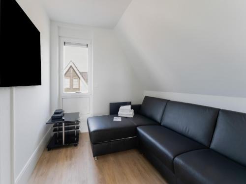 Holiday Home in Stavoren by Private Jetty, cleaning included